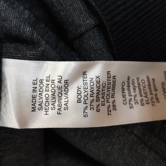 Chico's Fabulously Slimming Splatter Pattern Knit Ankle Pants - Picture 7 of 8